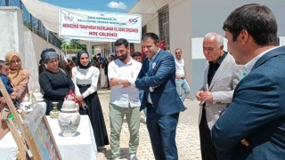 Diclede eğitim gören kursiyerler çalışmalarını sergiledi