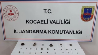 Durdurulan araçta 28 tarihi eser ele geçirildi