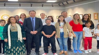Ebru, minyatür ve tezhip üzerine “3 Sanatçı” karma sergisi Ankaralı sanatseverlerin beğenisine sunuldu