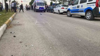 Edirnede motosiklet yayaya çarptı: 2 yaralı
