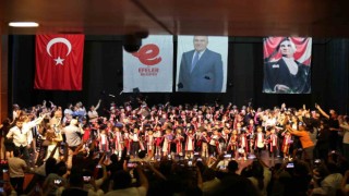 Efelerin minikleri mezuniyetlerini kutladı