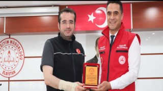 Eğitim neferlerine başarı ve üstün gayret belgesi