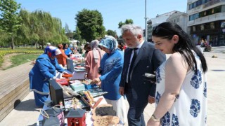 El emeği göz nuru ürünler satışa sunuldu
