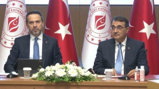 Enerji ve Tabii Kaynaklar Bakanlığında devir teslim töreni