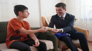 Erbaa Belediye Başkanı Karagölden LGS birincisine ziyaret