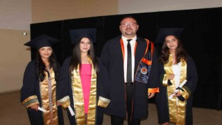 Erdemli MYOda 28. dönem mezuniyet heyecanı