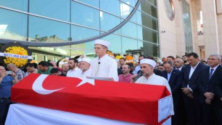 Erenler Belediye Başkanı Kılıç son yolculuğuna uğurlandı