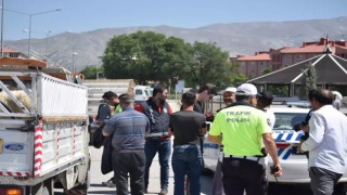 Erzincanda toplamda 40 yıl hapis cezası bulunan toplamda 4 kişi yakalandı