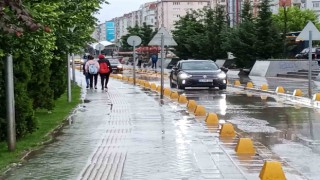 Eskişehir güne yağmurlu başladı