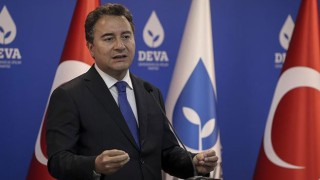 Babacan'dan faiz artışı eleştirisi