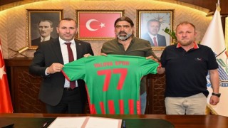 Faruk Yiğit Yalovaspor,un yeni teknik direktörü oldu