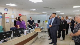 Fedakârlıkları için teşekkür ederek bayramlarını kutladı