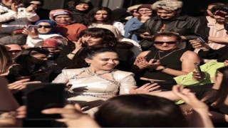 Fenomen Özlem Lina Özün güzellik salonu açılışında izdiham yaşandı