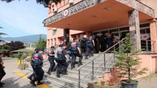 FETÖ mensuplarını yurt dışına kaçıran şüphelilere operasyon: 3 tutuklama