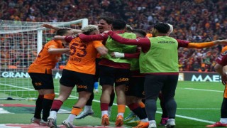 Galatasaray bu sene oynadığı 4 derbinin 3ünden galibiyetle ayrıldı