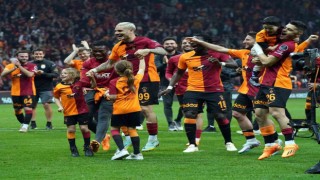 Galatasarayda hedef şampiyonluğu derbi galibiyetiyle kutlamak