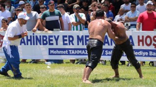 Gaziantep'te Türkiye Yağlı Güreş Ligi'nin 3. ayağı başladı