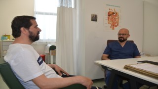 Gemlik Devlet Hastanesinde kapalı fıtık ameliyatı başarıyla yapılıyor