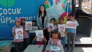Gezici Kütüphane, çocuklara renkli anlar yaşattı
