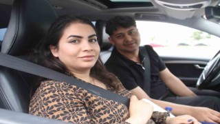 Gurbetçiler, aileleriyle birlikte bayram yapmak için Türkiyeye geldi