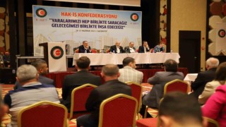 HAK-İŞ Sendikasından deprem bölgesine 260 milyon TLlik destek