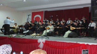 Halk eğitim merkezi kursiyerleri coşturdu