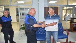 Hayatını kurtaran Kdz. Ereğli zabıtasına tatlıyla teşekkür etti
