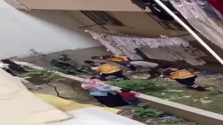 Hırsızlık için 5 katlı binanın çatısına çıktı, metrelerce yüksekten aşağı düştü