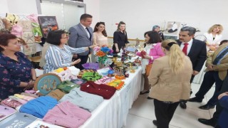 Huzurevi sakinlerinin sergisi göz doldurdu