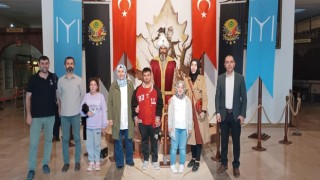 İl Müdürü Türkoğlu, özel gereksinimli bireylerle müzeleri gezdi