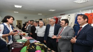 İnönü Halk Eğitim Merkezi el emeği ürünler sergisi açtı