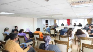 İrlandalı öğretmenden iyilik dersi: Depremzedeler için seferber oldu