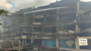 İş hanında çıkan yangın 3üncü gününde de devam ediyor