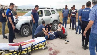 İş yerini yıkarken dükkanına su kaçıran komşusunu vurdu