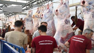 Isparta Belediyesi iki gün boyunca mezbahada 300 kurban kesimi yapacak
