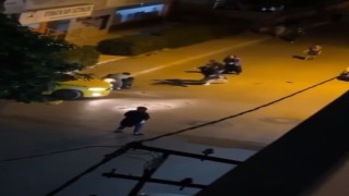 İstanbulda iki grup kadının saç saça baş başa kavgası kamerada