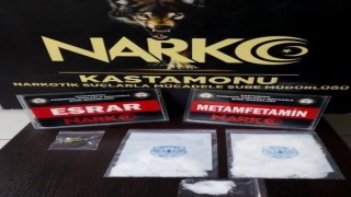 İstanbuldan Kastamonuya uyuşturucu getiren 2 şahıs yakalandı