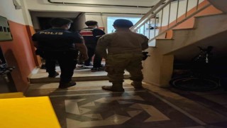 İzmir merkezli FETÖ operasyonunda 19 gözaltı