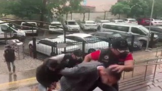 İzmirde faciadan dönüldü: 6 el yapımı patlayıcı ele geçirildi