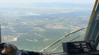 İzmirde orman yangını: 5 helikopter, 2 uçak bölgede