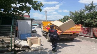 İzmit Belediyesi, iki günde 2 bin tondan fazla çöp toplayarak rekor kırdı