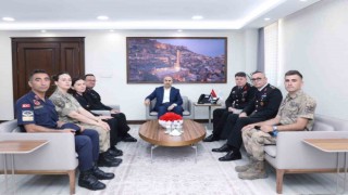 Jandarma Teşkilatından Vali Demirtaşa 184. kuruluş yıl dönümü ziyareti