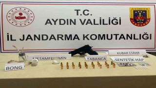 Jandarmanın hassas burunları uyuşturucuya geçit vermedi