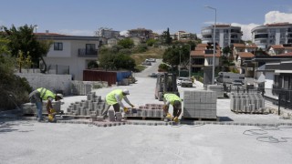 Kadınlar Denizinde yol yapım çalışmaları sürüyor