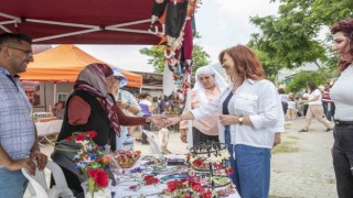 Kadınlar, Mersin Büyükşehirin destekleriyle üretmeye devam ediyor