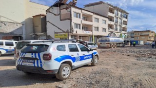 Kamyonun çarptığı kadın hayatını kaybetti
