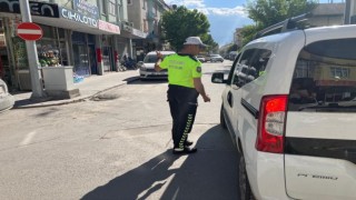 Karapınarda trafik kurallarına uymayan sürücülere ceza