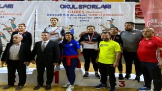 Kaş Belediye Spor, Türkiye Güreş Şampiyonasında 3 madalya kazandı