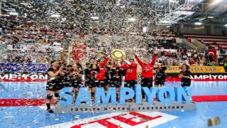 Kastamonu Belediyespor, Süper Ligi şampiyon tamamladı