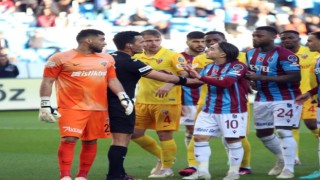 Kayserisporun maçlarında 22 hakem düdük çaldı